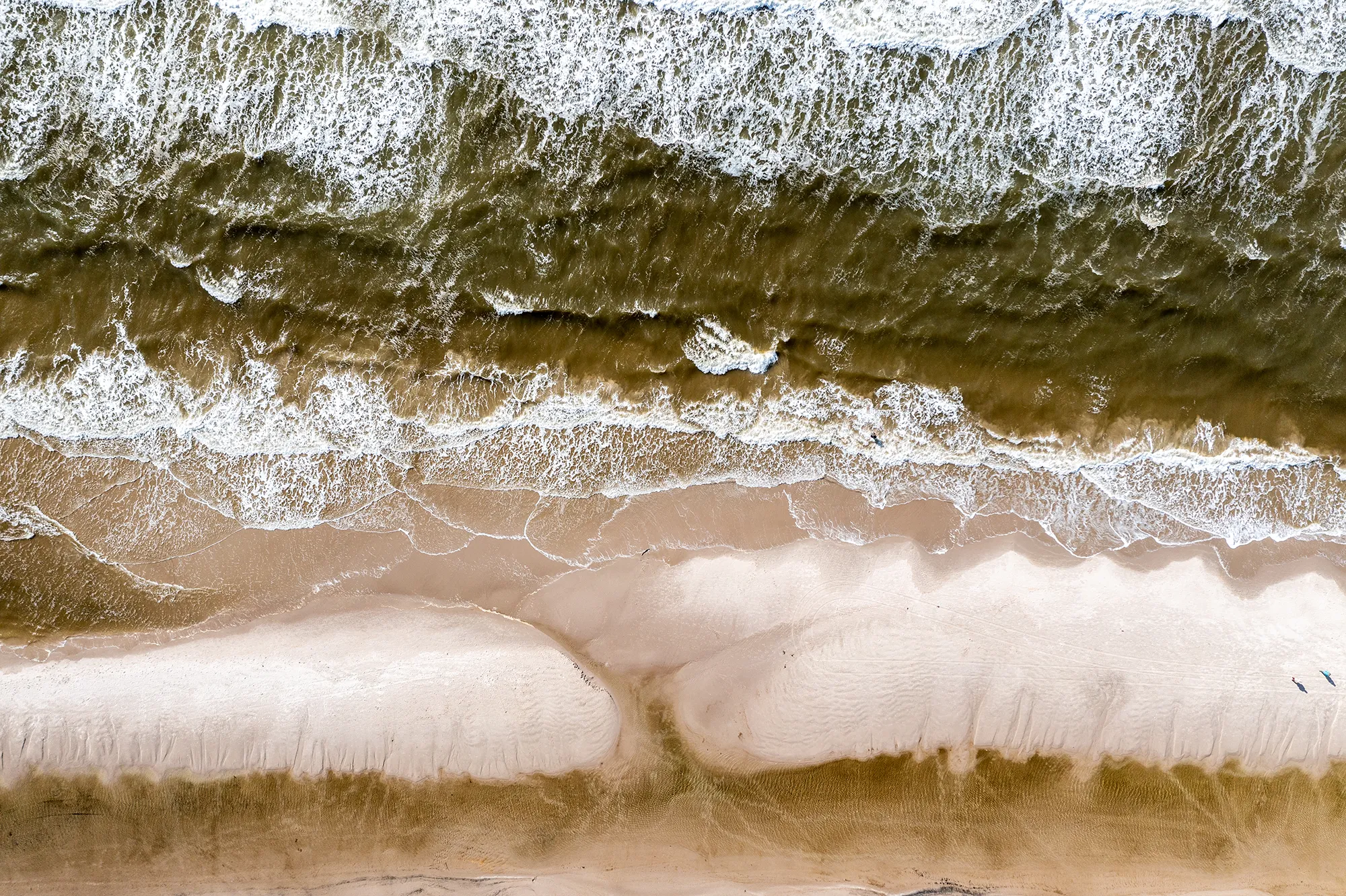 klithjem_badehotel_strand_drone_02.webp