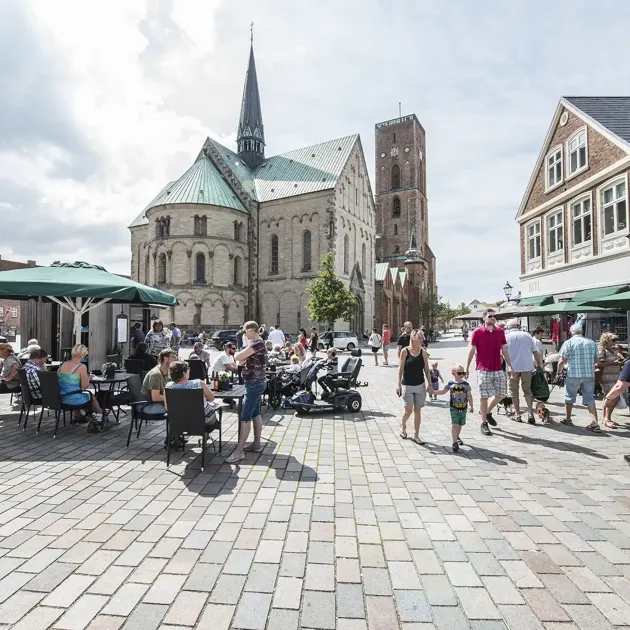 Klithjem_Badehotel_Vejers-Strand_ribe-by_kirke.webp