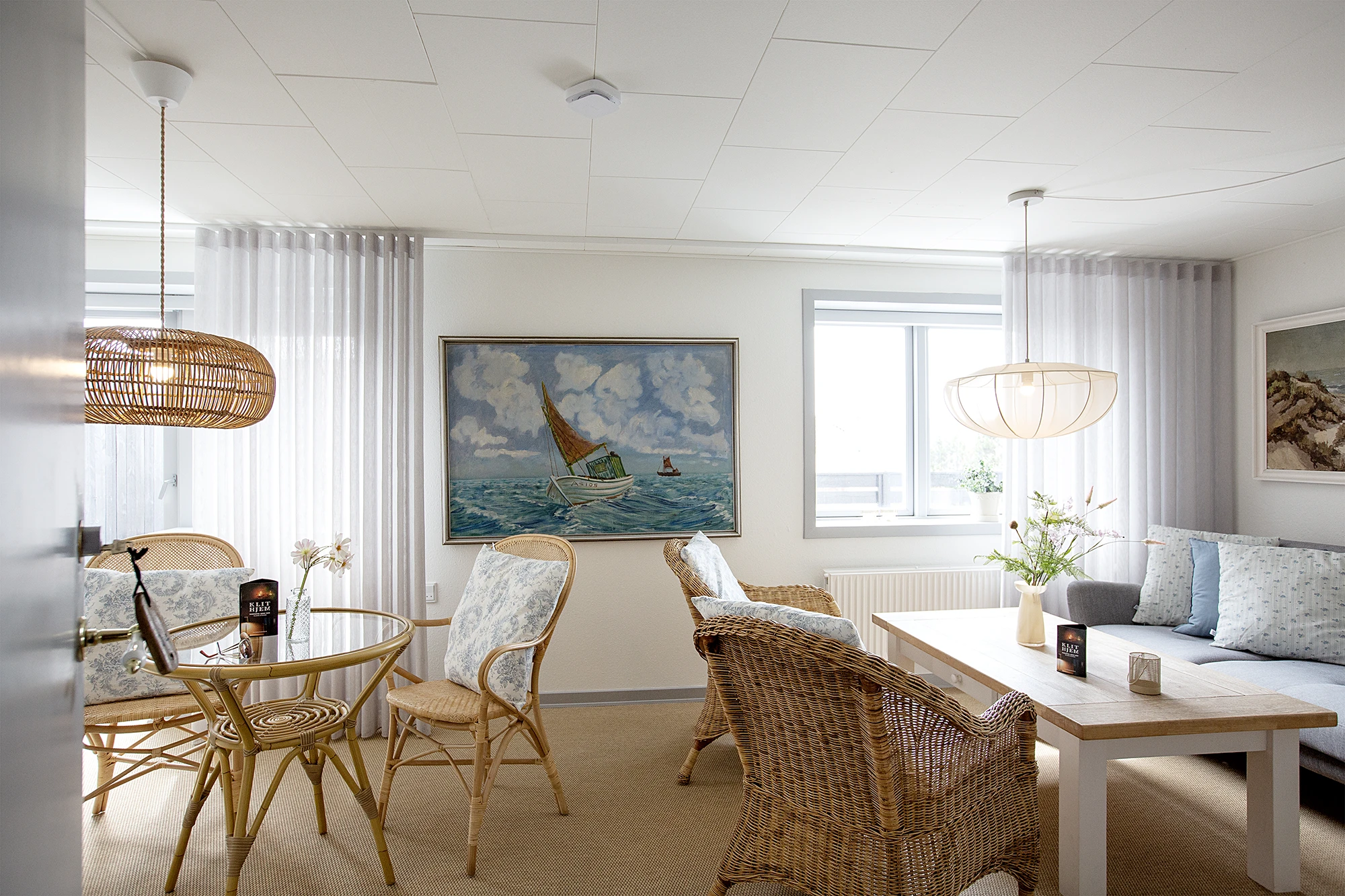 Klithjem_Badehotel_Suite_Vejers_Strand_siddeplads.webp